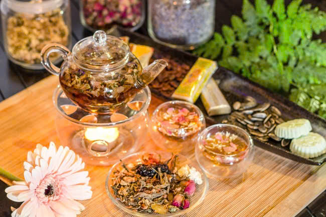 Trà cung đình Huế